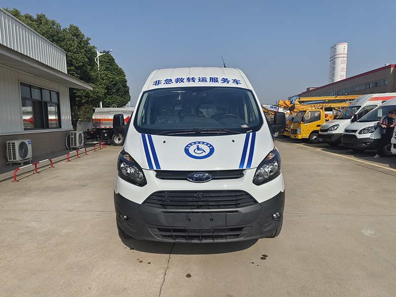 福特V362（柴油）非急救監護型服務車